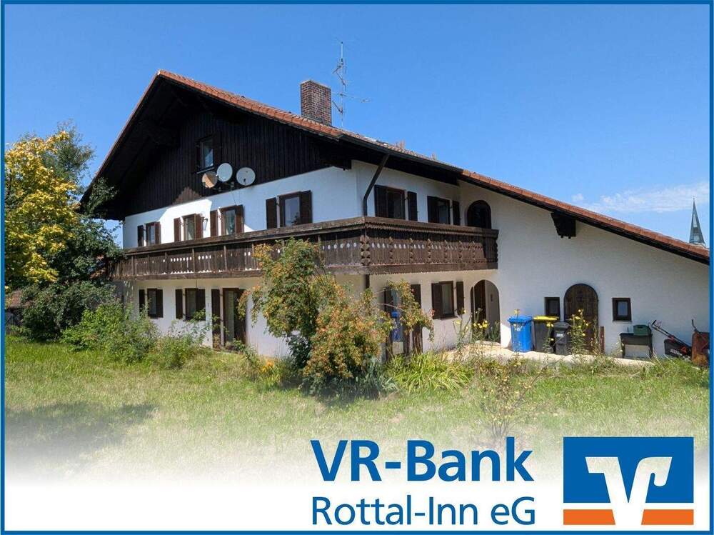 Thumbnail-Das hat Potenzial: 2-Familienhaus mit ausgebautem DG und großem Grundstück