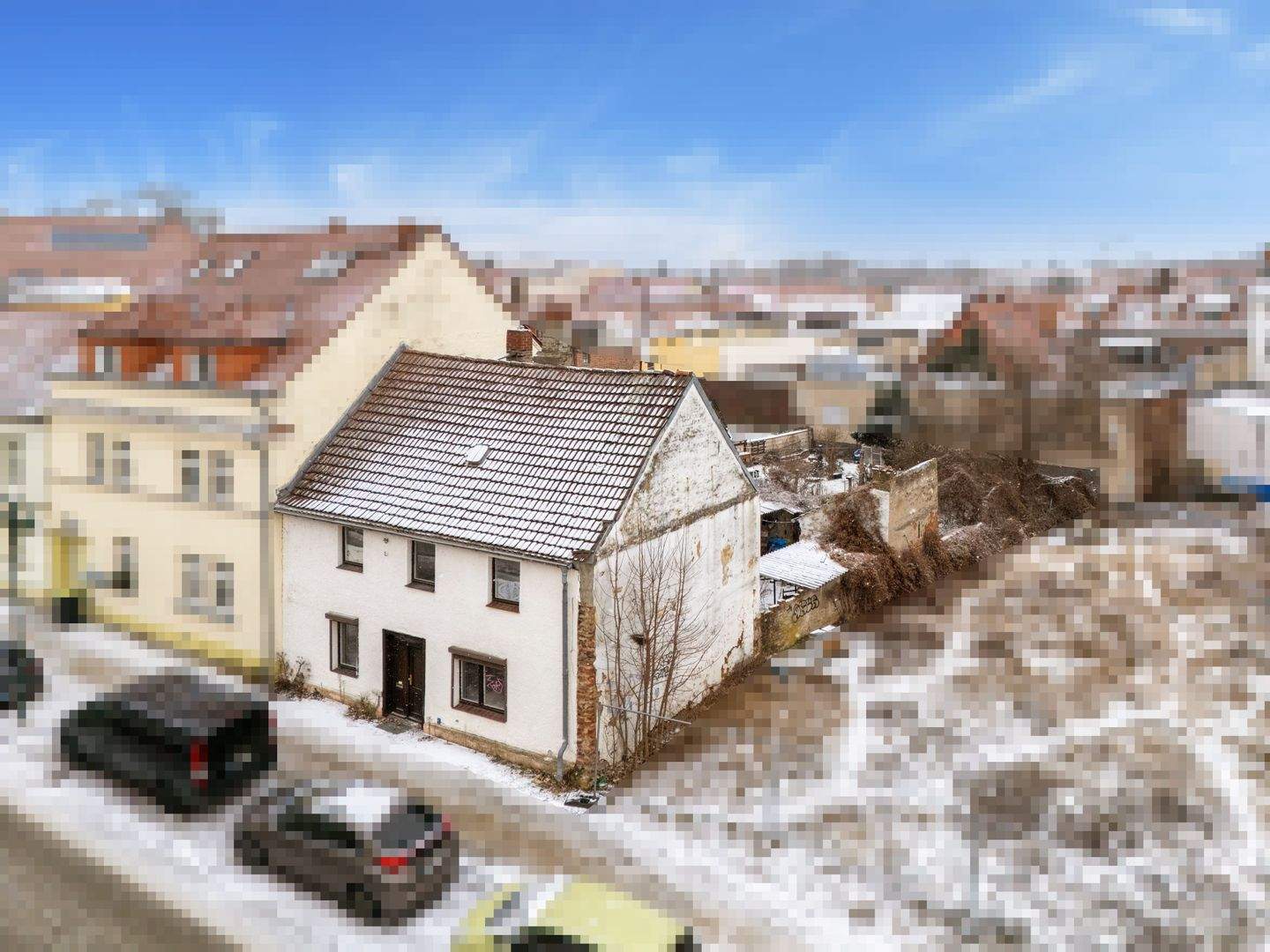 Thumbnail-Altstadtcharme trifft Potenzial - Reihenhaus mit Entwicklungsmöglichkeiten am Straussee