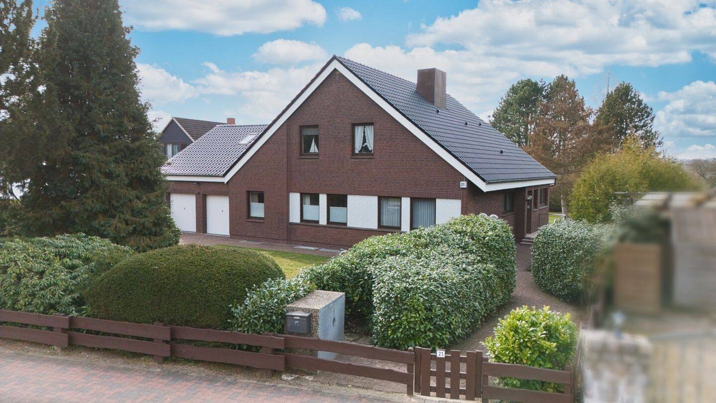 Thumbnail-Viele Möglichkeiten: 1 bis 2-Familienhaus mit Garagen in begehrter Lage von Seevetal - Fleestedt