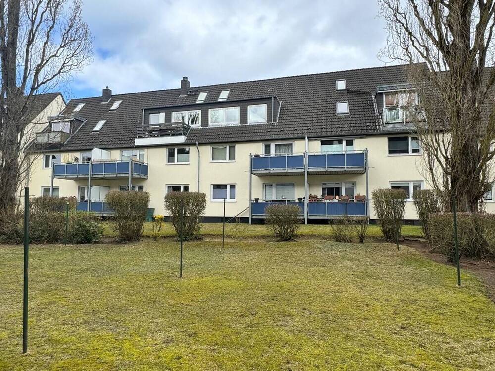 Thumbnail-Helle 2-Zimmer-Eigentumswohnungim 1. Obergeschoss mit Balkon in 23566 Lübeck-Brandenbaum