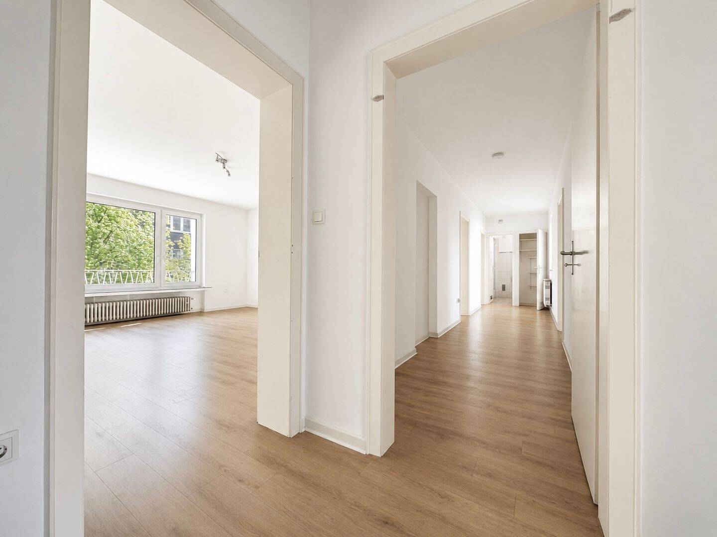 Thumbnail-Helle 4,5-Zimmer-Wohnung mit zwei Balkonen im Herzen von Bochum