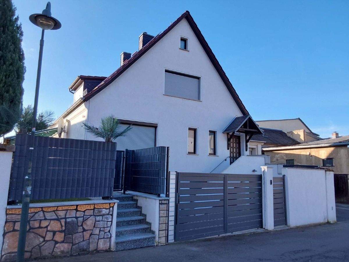 Thumbnail-viel Einfamilienhaus und wenig Grundstück in Borna zu verkaufen.