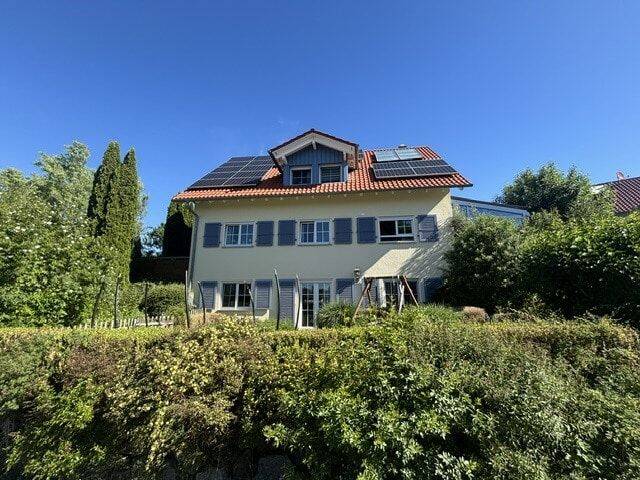 Thumbnail-Atmosphärisches Einfamilienhaus mit Panoramablick in sonniger Lage