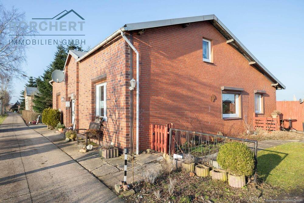 Thumbnail-Vermietetes Zweifamilienhaus im ländlichen Kudensee zu verkaufen