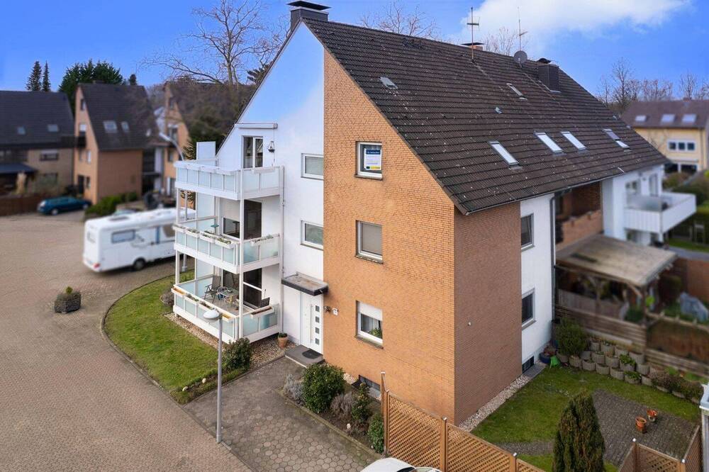 Thumbnail-Charmante 3,5 Zimmer DG-Whg. mit großem Balkon