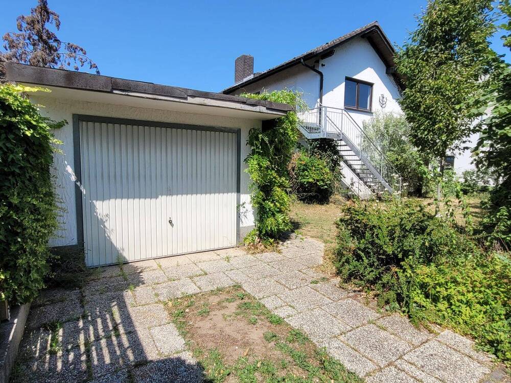 Straßenansicht