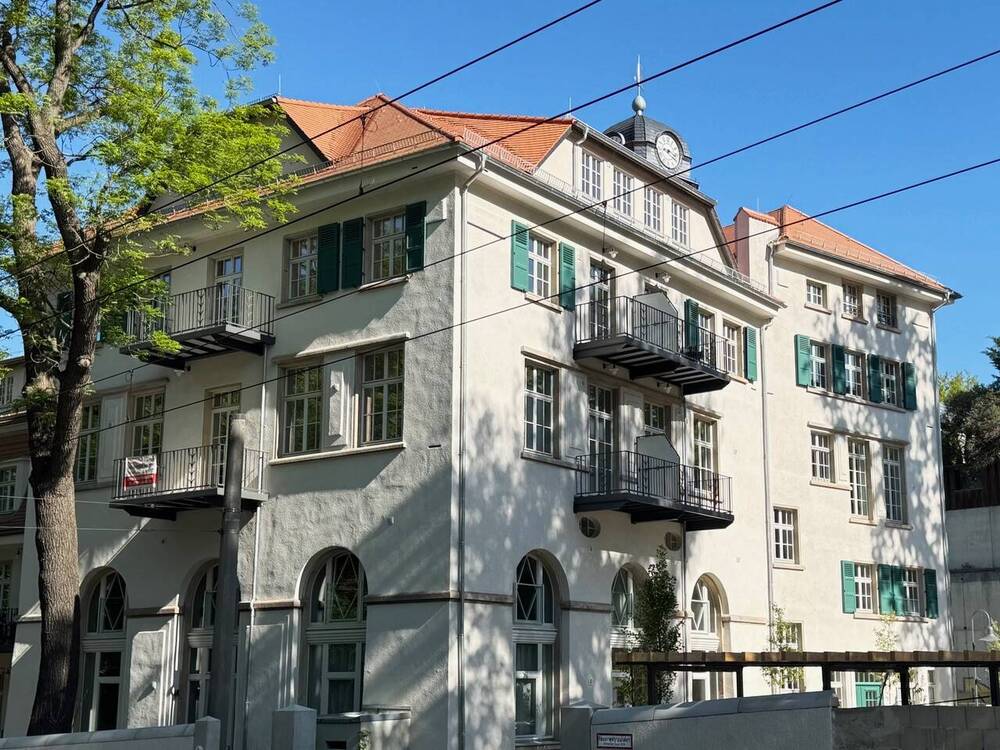 Gebäude