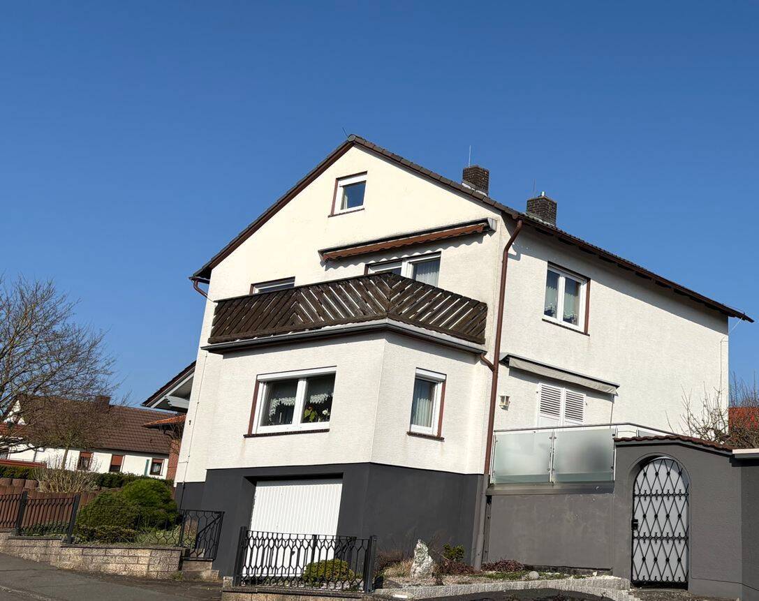 Thumbnail-Schönes Einfamilienhaus mit Garage, Terrasse und Garten, in ruhiger Lage von Eschwege