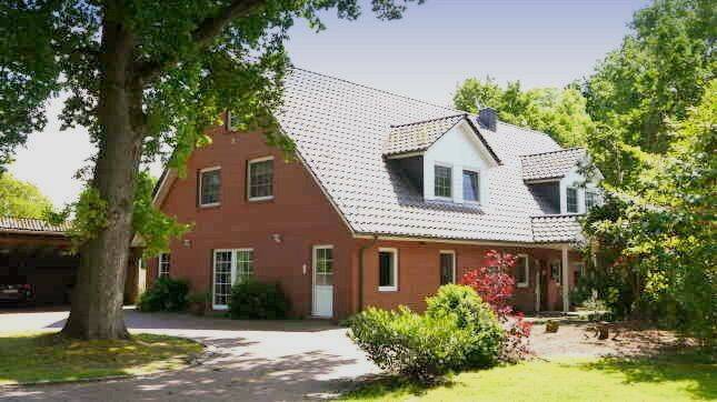 Thumbnail-Mehrgenerationenhaus oder EFH mit Einliegerwohnung, Büro mit 2 Außenzugängen