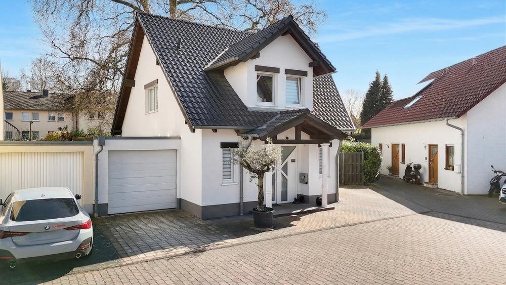 Thumbnail-Familientraum in Alt-Hürth - zeitloses Einfamilienhaus mit großzügigem Garten in ruhiger Lage