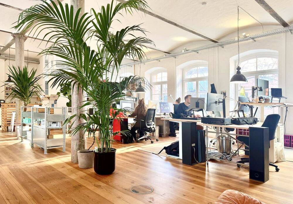 Thumbnail-Kreuzberger Kreativ-Coworking: 195m² Industrieloft am Viktoriapark
