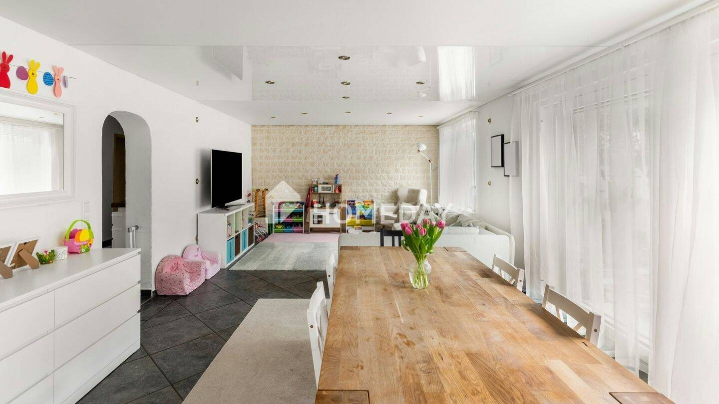 Thumbnail-Geräumiges Einfamilienhaus mit Charme, hochwertiger Ausstattung & großem Garten - Ihr neues Zuhause