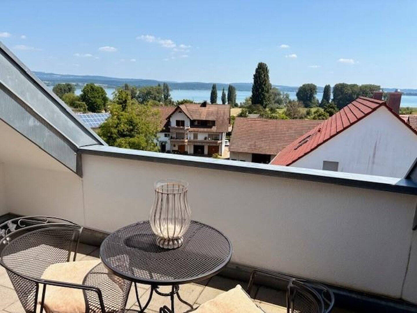 Thumbnail-Reihenhaus statt Wohnung? Leben auf der Höri mit Seeblick