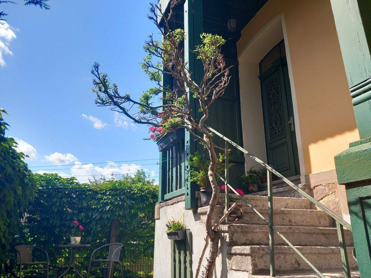 Thumbnail-Wohnen am Park: gepflegte 2-Zimmer Wohnung mit Keller und Abstellkammer, Hochparterre