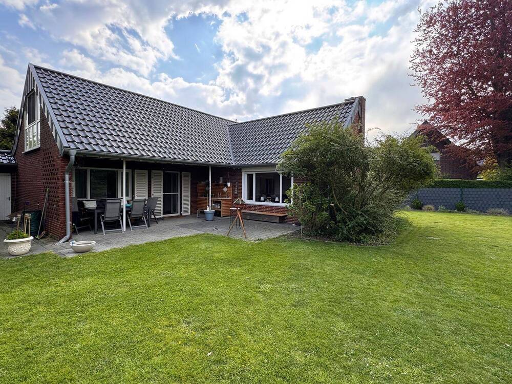 Thumbnail-MeinRaum... Freistehendes Einfamilienhaus mit einem herrlichen Grundstück und Terrassen in Erkelenz-Stadt