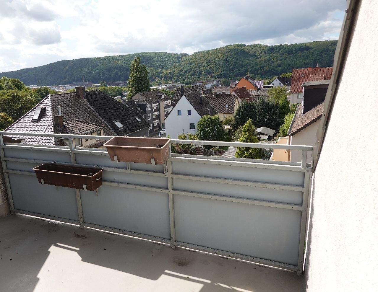 Thumbnail-VIER LOGGIEN - Sonne von früh bis spät! Ca. 96 m² 4- Zimmer-Dachgeschosswohnung in HA-Boelerheide