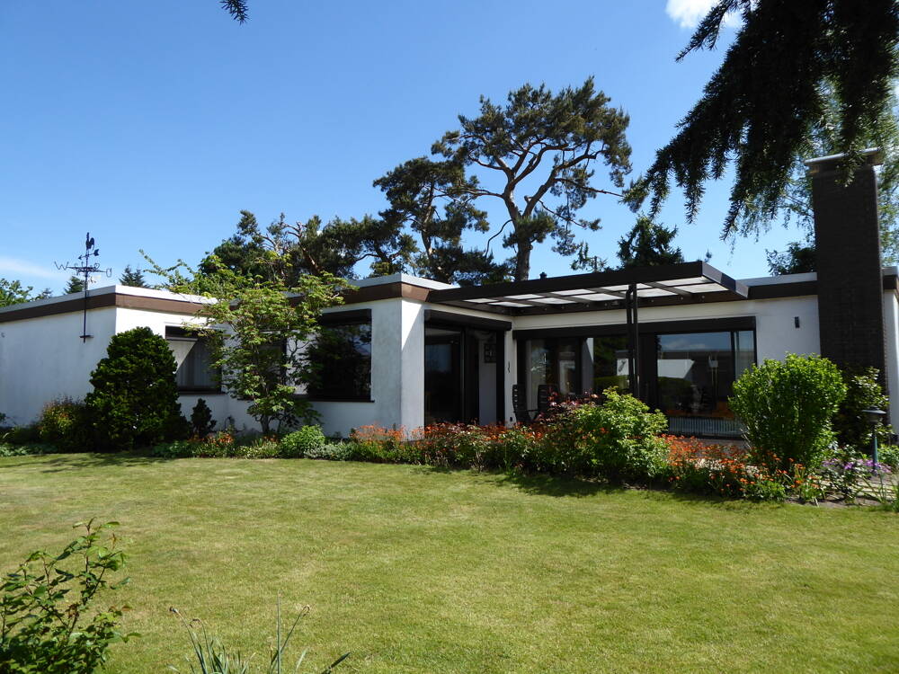 Thumbnail-Wohnen auf einer Ebene großzügiger Bungalow auf Erbpachtgrundstück mit Garage