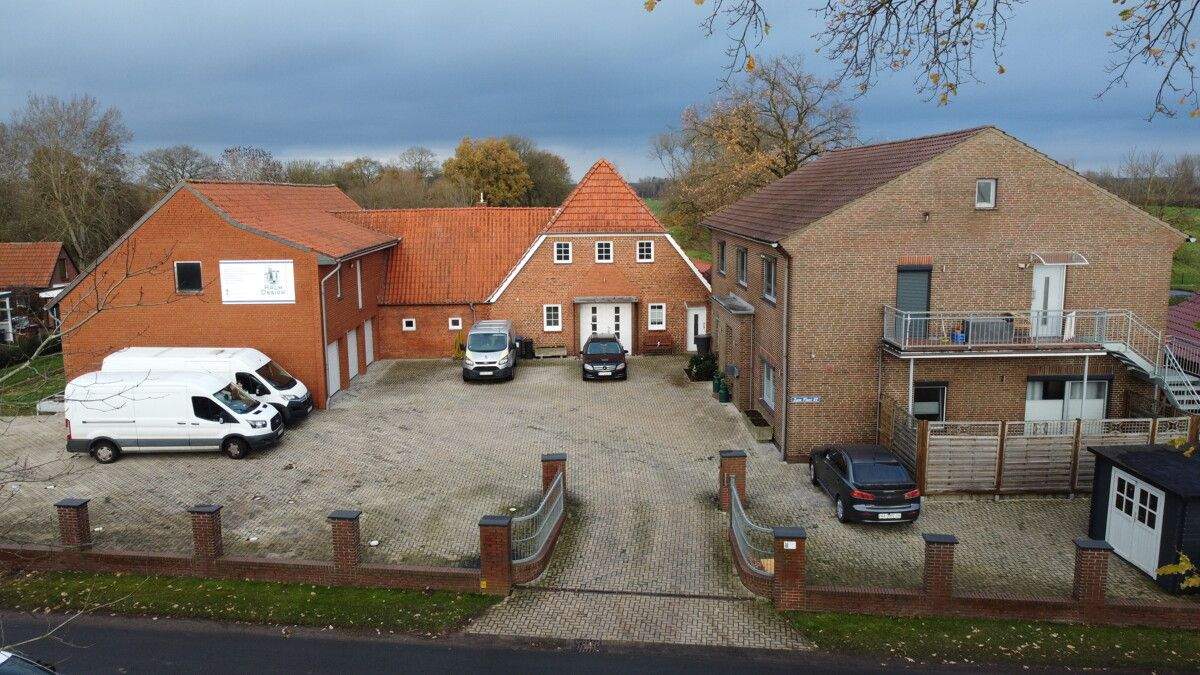 Thumbnail-Preis reduziert---Arbeiten & Wohnen im modernen Mehrgenerationenhaus - Großer Hof mit 3 Gebäuden