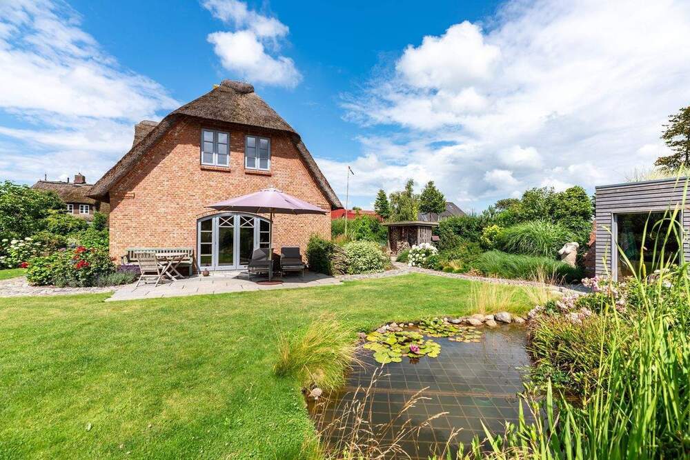 Thumbnail-Attraktives reetgedecktes Friesenhaus * Kaminofen * traumhaftes Grundstück * Gartensauna *