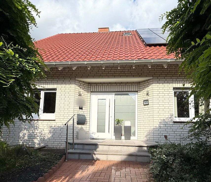 Thumbnail-Luxuriöses Zuhause mit Gartentraum, Wintergarten und Sauna wartet auf Sie!