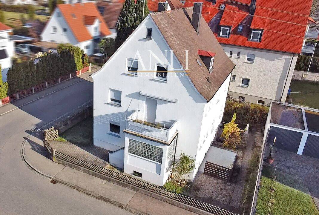 Thumbnail-3-Familienhaus mitten in Vöhringen -sanierungsbedürftig - PROVISIONSFREI