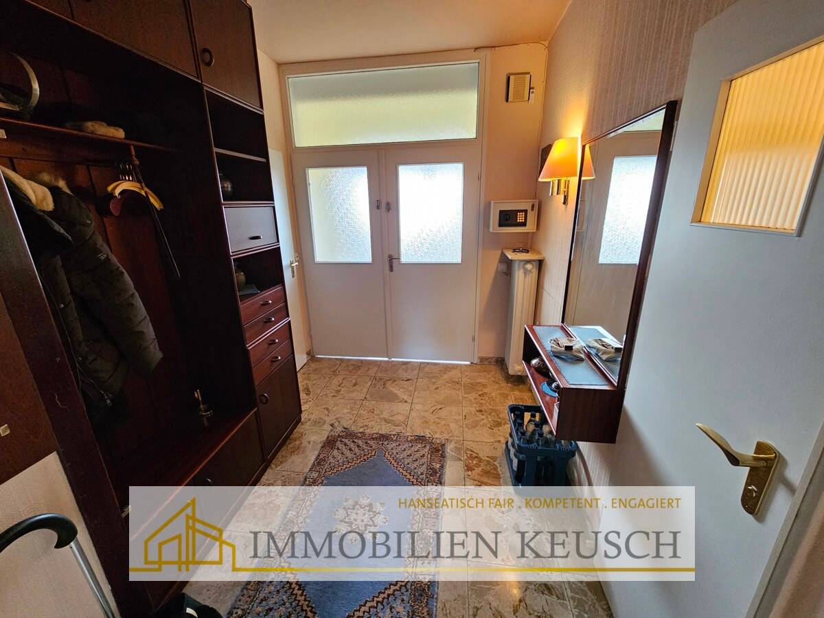 Thumbnail-Preis reduziert !!! Viel Platz im EFH +2 Whg., ruhige Sackgasse und begehrte Lage mit schönem Garten