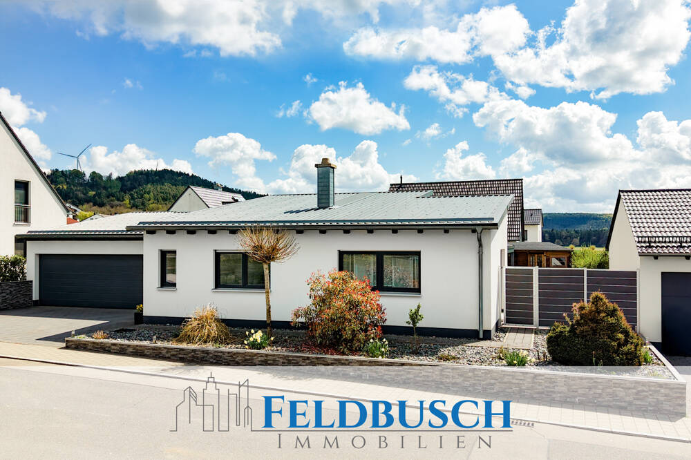Thumbnail-Wohnen auf einer Ebene: Moderner Bungalow mit Garten in familienfreundlicher Lage von Sengenthal