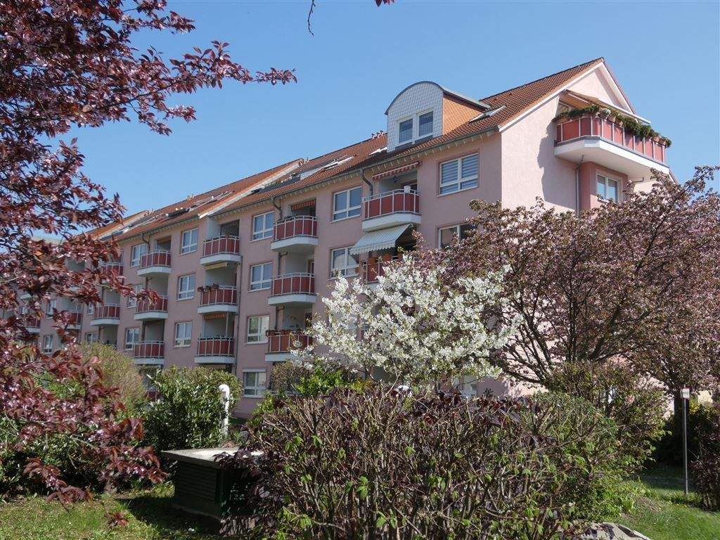 Thumbnail-AB SOFORT - 3-Zimmer-Wohnung mit EBK und Balkon