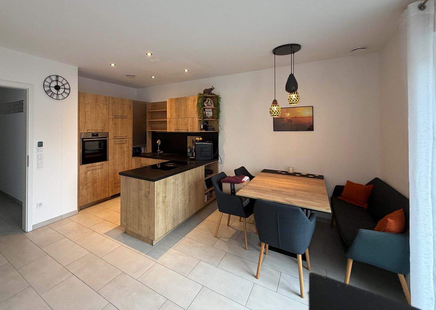 Thumbnail-Großzügige und Helle 3-ZKB mit Balkon, Aufzug, Keller und 2 TG-Stellplätzen