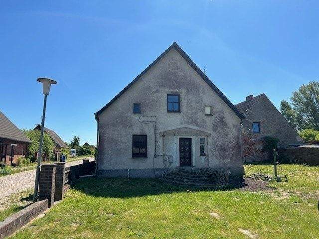 Thumbnail-Ein kleines Häuschen mit Grundstück und Wald!