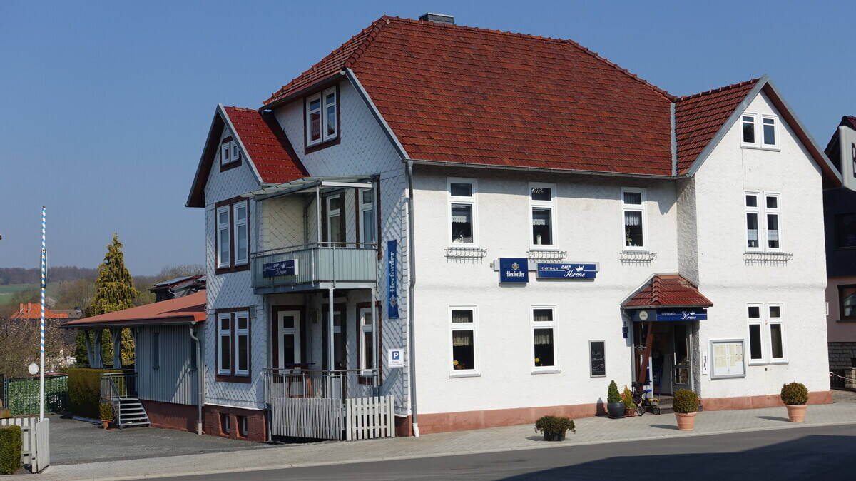 Thumbnail-Gaststätte, Saal und schicke Wohnung mit zahlreichen Möglichkeiten