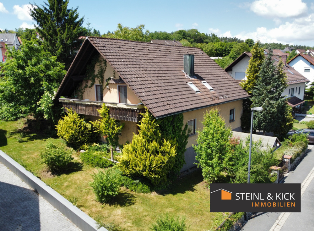 Thumbnail-Zweifamilienhaus in Sulzbach-Rosenberg