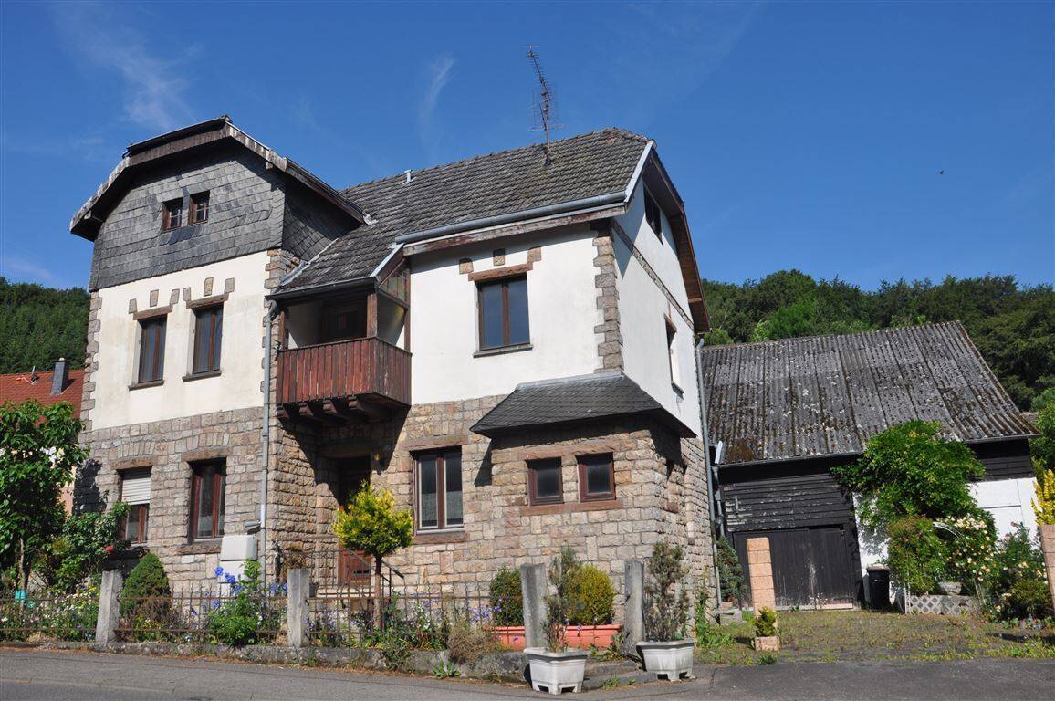 Straßenansicht
