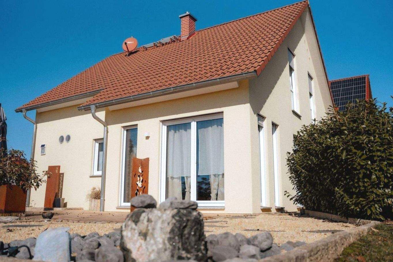 Thumbnail-Einfamilienhaus mit liebevoll angelegtem Garten - Duttenbrunn (Zellingen)