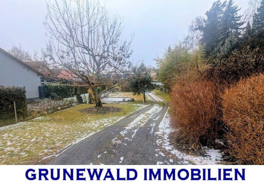 Thumbnail-Bauträgerfrei - großzügiges Grundstück in ruhiger Seitenstraße.