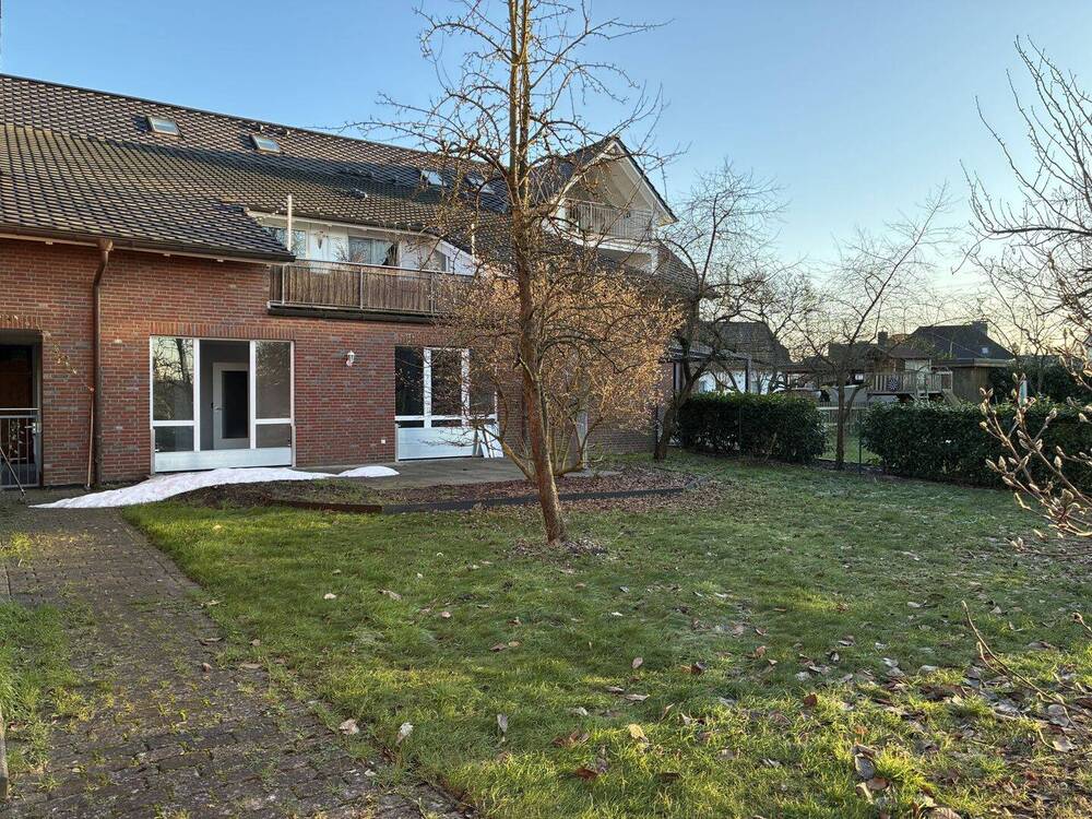 Thumbnail-4 Zi.-Erdgeschoss-Wohnung - Dorfstr. 12 in 22113 Oststeinbek-Havighorst - Ein Angebot von IVD-HAUSVERWALTUNG GERD VON DER HEIDE Immobilien GmbH