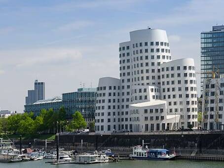 Thumbnail-Privater Schreibtischplatz im Medienhafen Düsseldorf - 247 All-In
