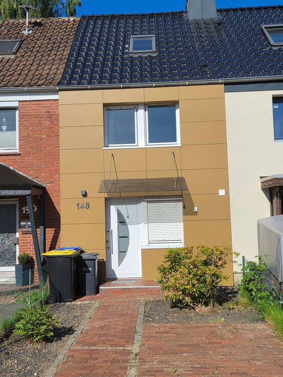 Thumbnail-Charmant modernisiertes Reihenhaus mit Vollkeller, Terrasse & gedämmter Fassade in Nordhorn-Bookholt