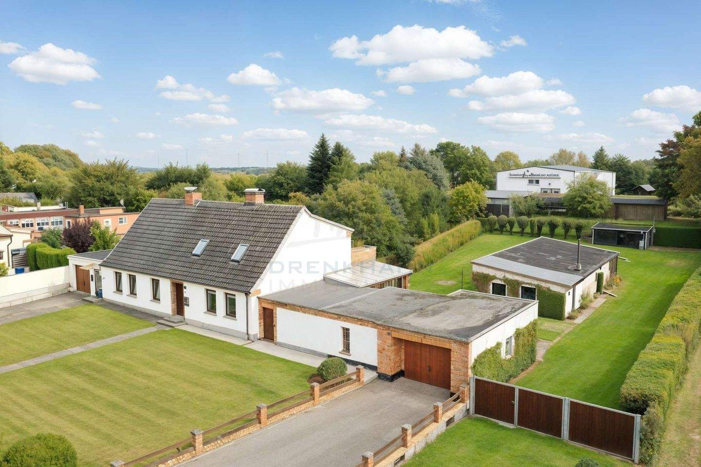 Thumbnail-Doppelhaus mit 2 Haushälften für Eigennutzung oder Mehrgenerationenwohnen undoder Vermietung