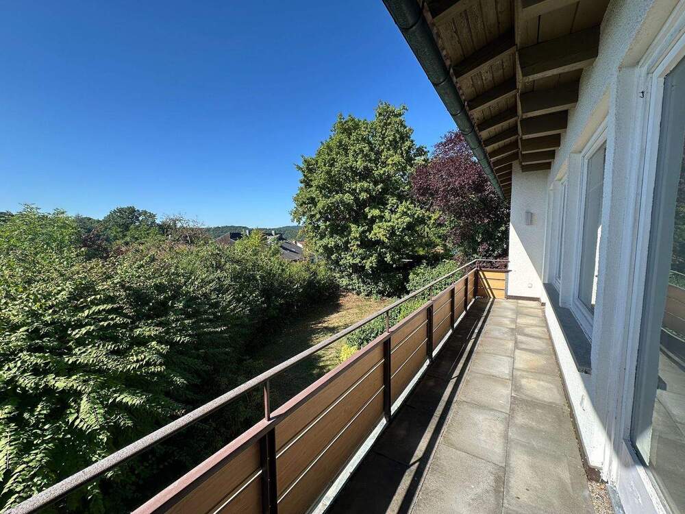 Thumbnail-Haus mit Einliegerwohnung in Coburg - Renoviert und stadtnah