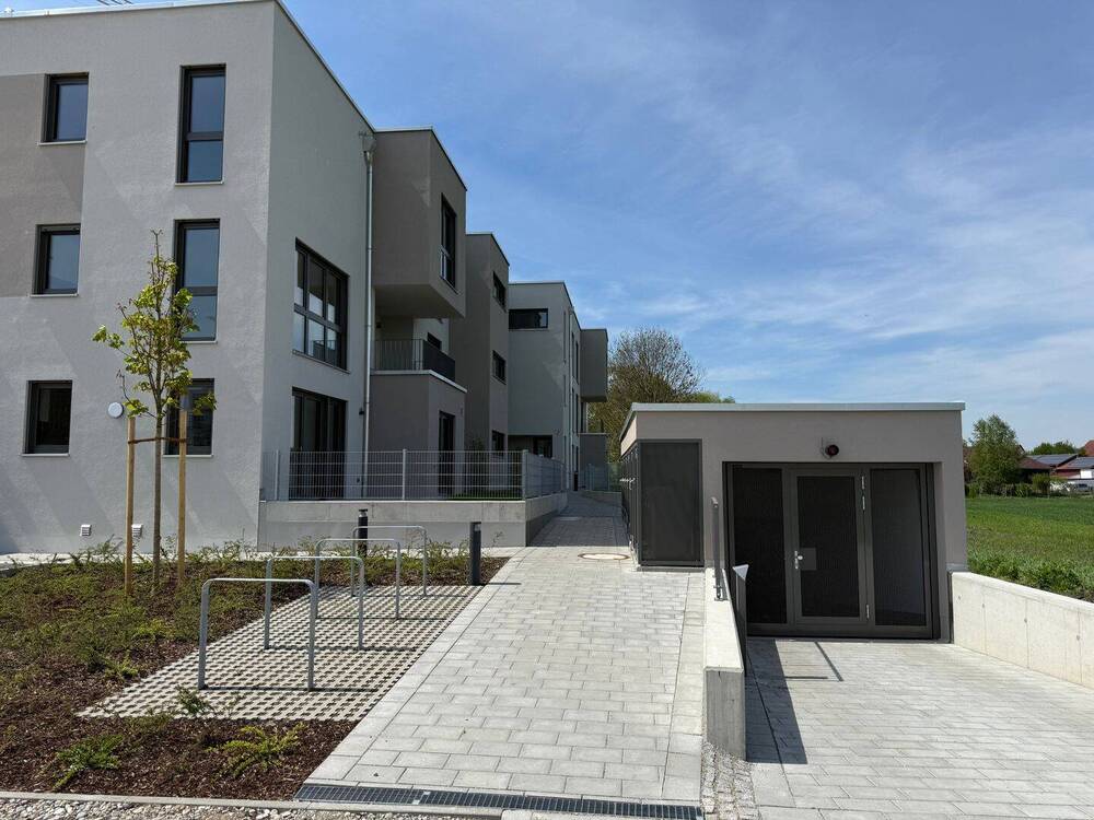 Thumbnail-EG Wohnung im Neubau KFW 55 mit kleinem Garten - A+ - Glasfaser - 2 TG Stellplätze