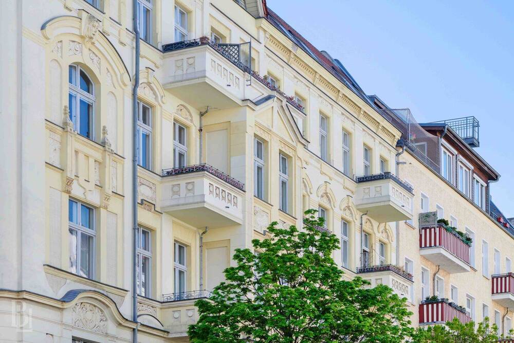 Thumbnail-Wunderschöne Altbauwohnung mit Balkon im Bötzowkiez