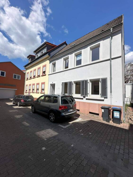 Thumbnail-KL-City - Attraktives Einfamilienhaus in zentraler Innenstadtlage