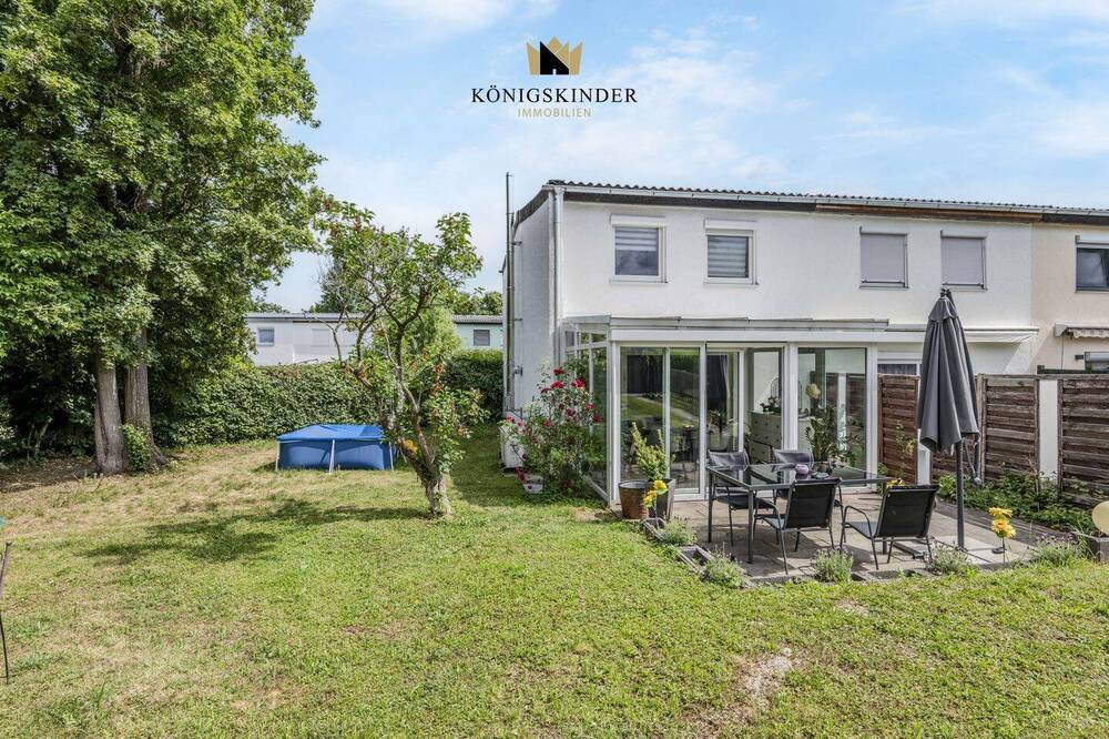 Thumbnail-Reihenendhaus mit Wintergarten, Südterrasse und Garten in Reutlingen.