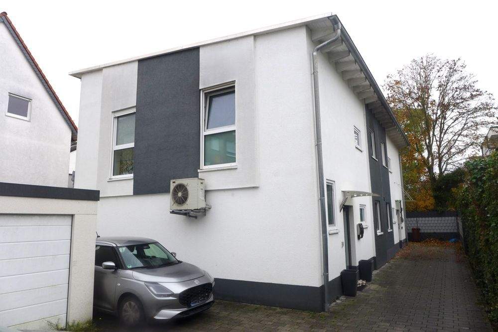 Thumbnail-Moderne Doppelhaushälfte mit 4 Zimmern