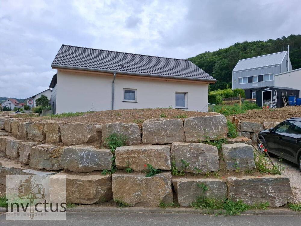 Thumbnail-Neuwertiges Einfamilienhaus in sonniger Lage - modern, energieeffizient & mit Ausbaureserve