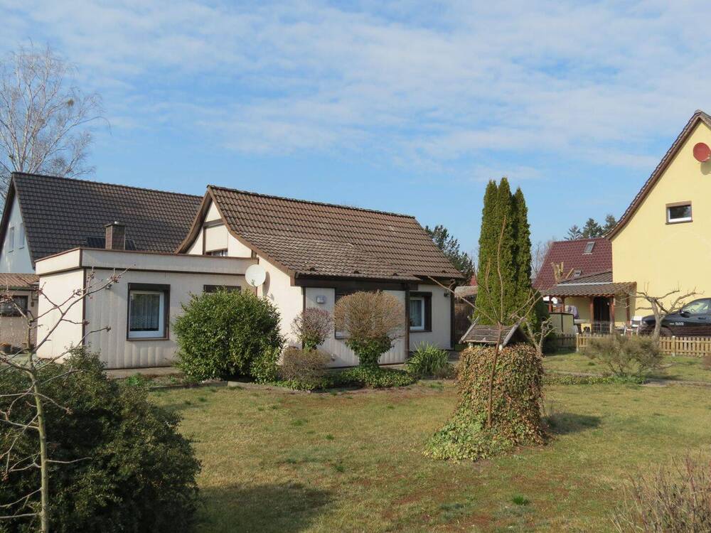 Thumbnail-Charmanter Bungalow auf schönem großen Grundtsück