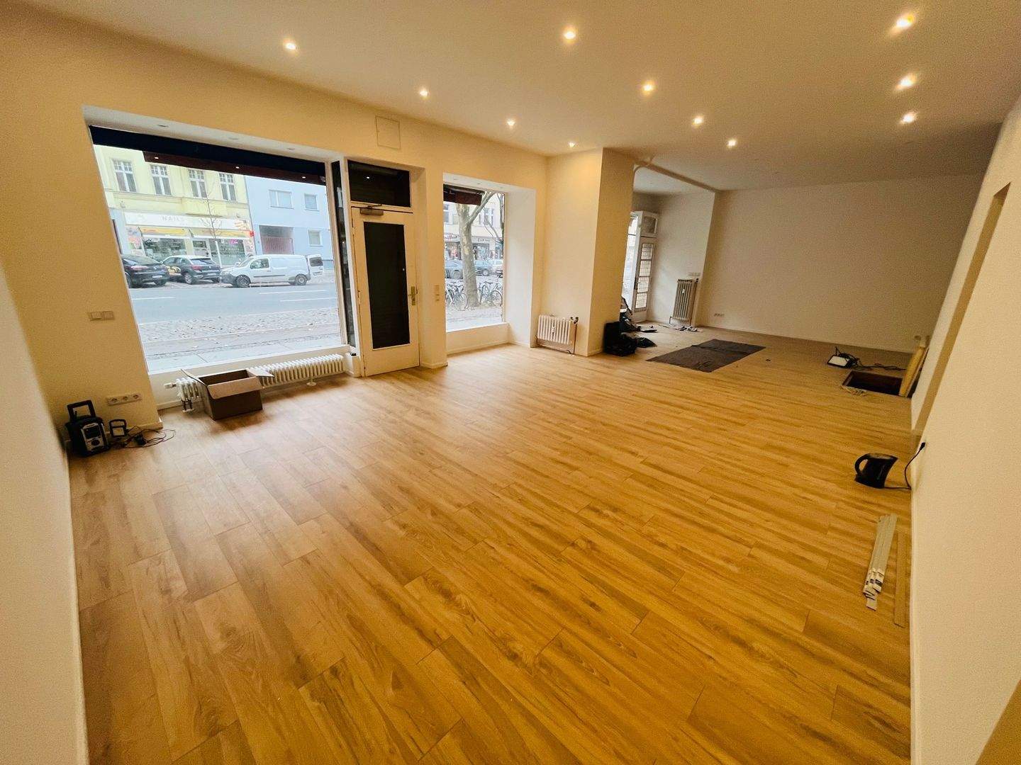 Thumbnail-TOP Gewerbe mit gr. Schaufensterfront! **Keller 3 Eingänge**