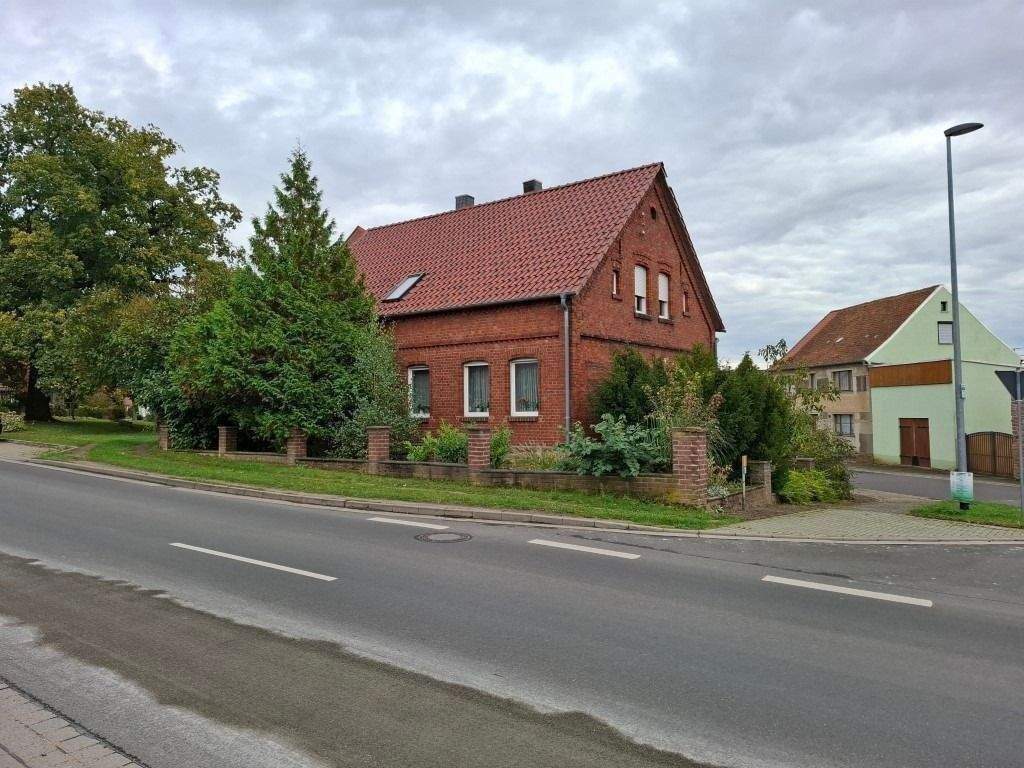 Thumbnail-Klinker EFH mit Resthof in Altenhausen !