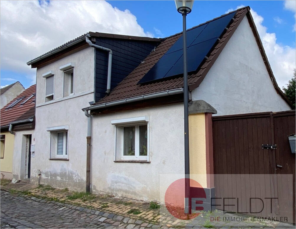 Thumbnail-Der Anfang ist schon gemacht: Teilsaniertes Wohnhaus mit voll ausgebautem Dachgeschoss